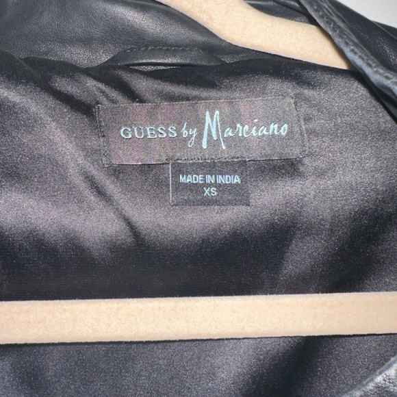 GUESS Cropped Black + Gold Jacket (XS) - Picture 3 of 4